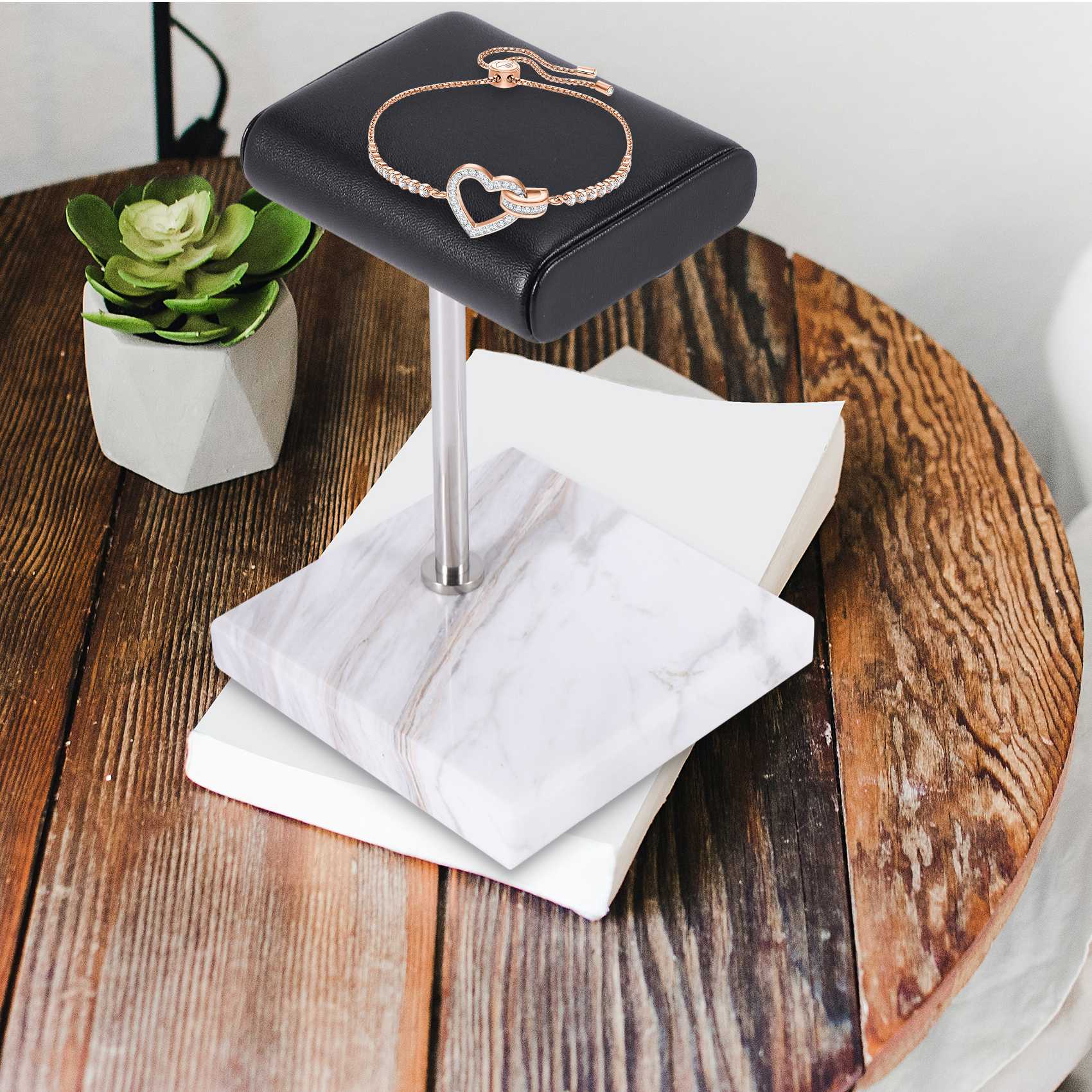 Jewelry With Watches - ABQR – présentoir de bracelets de
