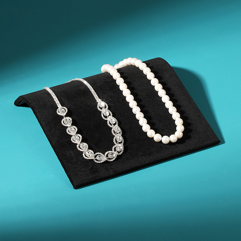 Plateau de présentation en vel - Jewelry And Watches Stores avis et prix