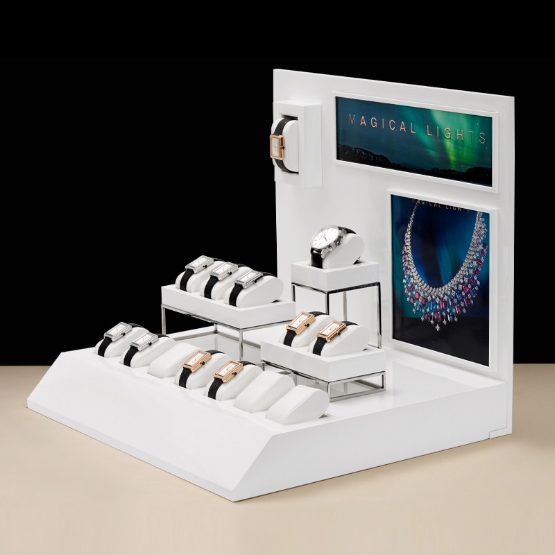 Ensemble de présentoirs à mont - Jewelry And Watches Stores avis et prix