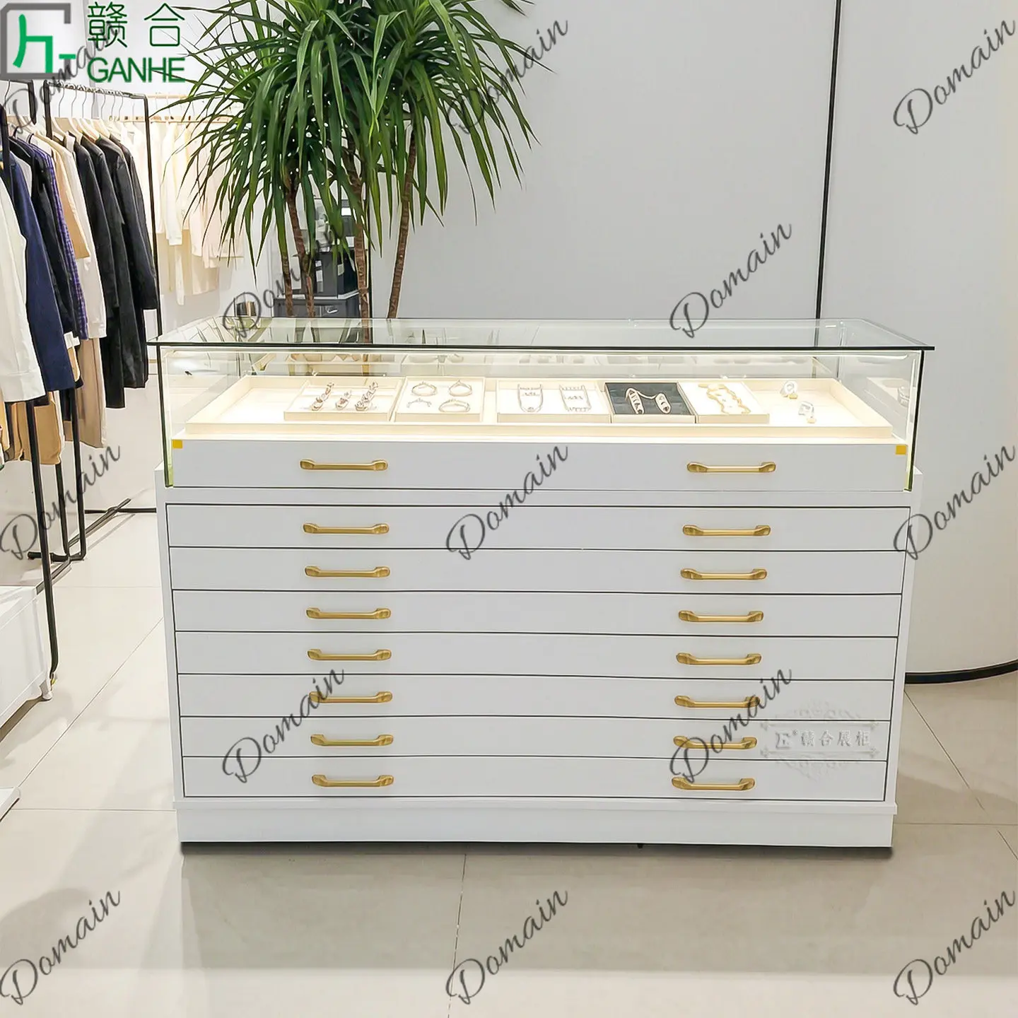 81 N Vitrine en verre de luxe, - Jewelry With Watches avis et prix